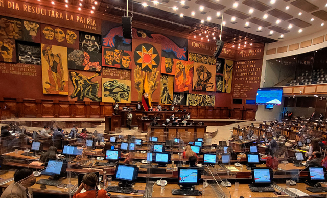 Jo vetëm Presidenti/ Dalin lidhjet, parlamentarët ekuadorianë të lidhur me mafien shqiptare