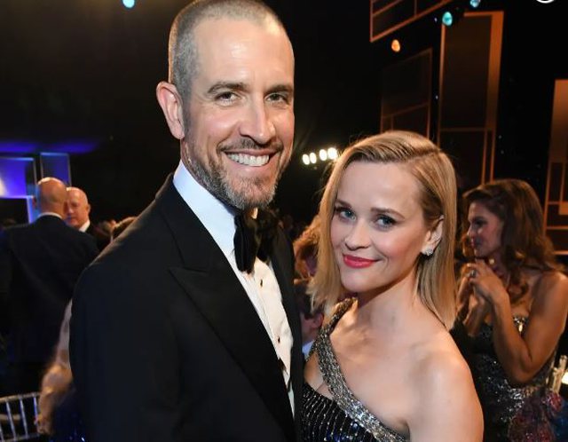 “Vendimi i vështirë”/ Reese Witherspoon dhe Jim Toth i japin fund martesës, çifti drejt divorcit