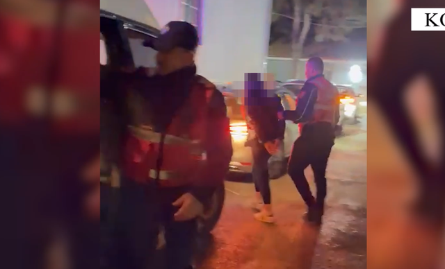 Operacioni “Midnight 7” në Korçë/ Transportonin 4 emigrantë të paligjshëm, arrestohen 4 persona nga Kosova