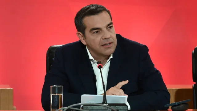Humbi në zgjedhje! Tsipras jep dorëheqjen nga drejtimi i SYRIZA