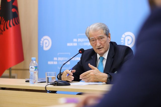 Berisha: Opozita po përgatitet për betejë, jam ‘pro’ ndryshimeve në Kodin Zgjedhor