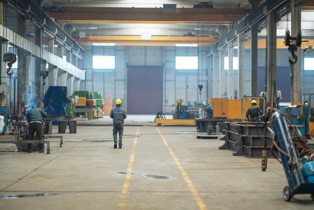 INSTAT: 39% e të punësuarve morën paga më pak se 35,520 në muaj në 3-mujorin e parë