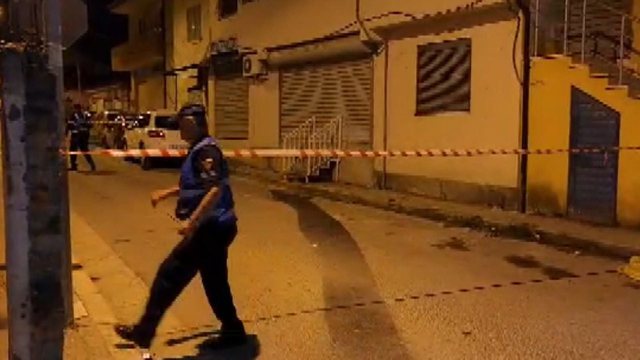 Plagosja e 50-vjeçarit në Shijak/ Autori ende në arrati, viktima i njohur për Policinë, 2 vite më parë plagosi një fqinj
