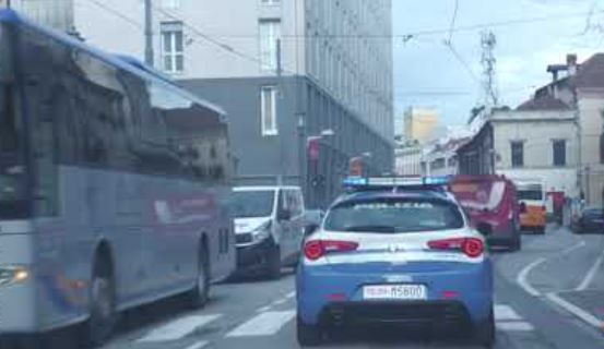 I shpallur në kërkim për vjedhje e plagosje, përfundon në pranga 30-vjeçari shqiptar në Itali