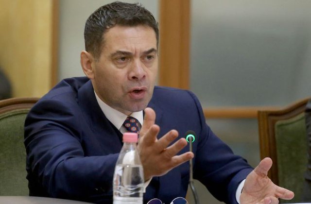 LETRA e plotë e Arben Ahmetaj: Kush qeveris e punon, nuk është kurrë perfekt, ju kërkoj ndjesë…