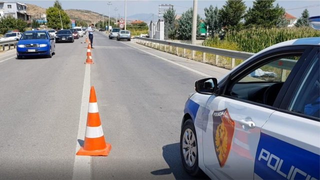 Aksident në Gjirokastër, dy persona të lënduar