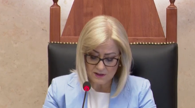 KUVENDI/ Bardhi kërkon pezullim seance: Rama të vijë të japë llogari për Ahmetajn dhe Rrajën. Spiropali: Nuk e bëni dot pis Ramën