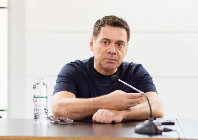 Për çfarë po flet? Paralajmëron Ahmetaj: Të vërtetën do ta nxjerr ditë pas dite