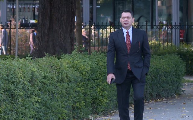 Dyshohet se i shiti fiktivisht/ GJKKO vendos nën sekuestro 4 apartamente të ish-zv/kryeministrit Ahmetaj