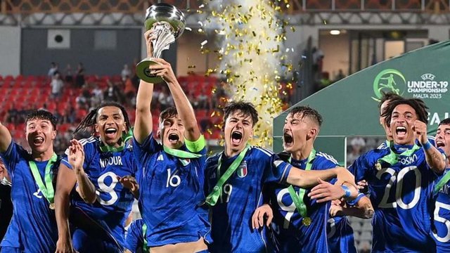 Italia, kampionia e re e Europës U-19, mposhti Portugalinë në finale…