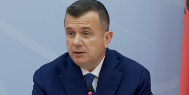 Taulant Balla takim me strukturat: Drejtorë e shefa komisaratesh u japin kriminelëve informacione sensitive