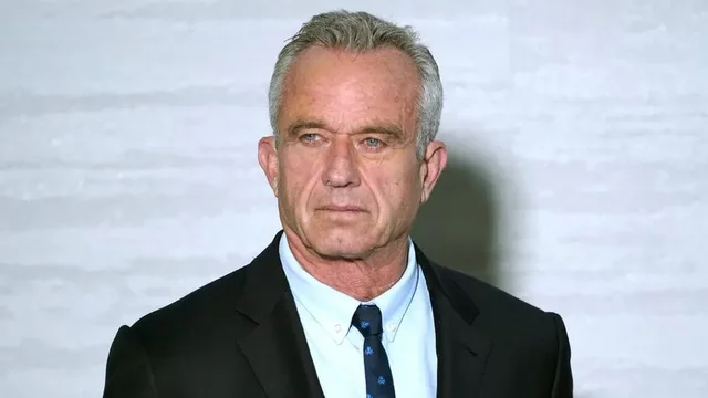 Robert F Kennedy Jr u futet teorive konspirative: Covid-19 u krijua për të shënjestruar kaukazianët dhe personat me ngjyrë